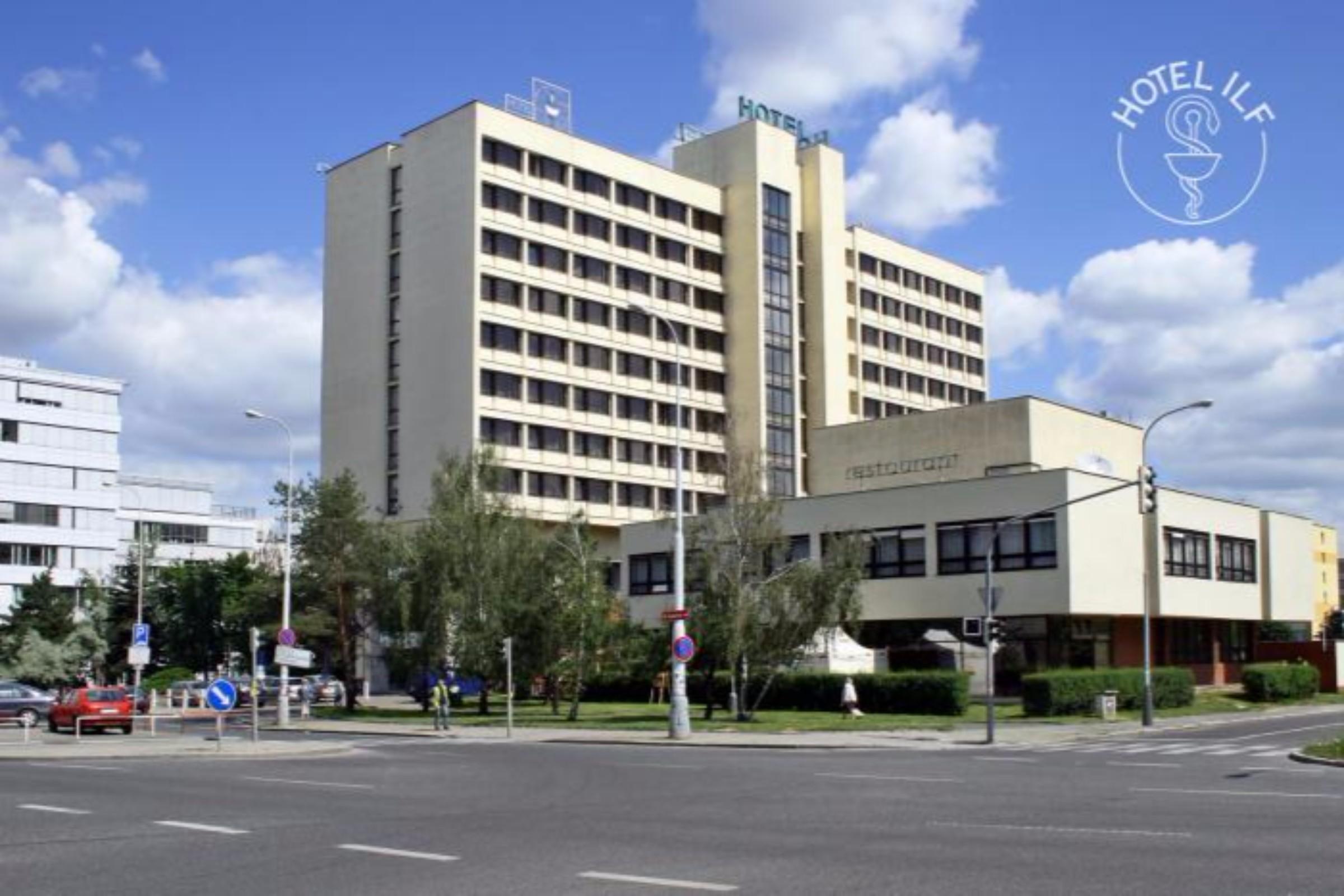 Hotel Ilf プラハ エクステリア 写真