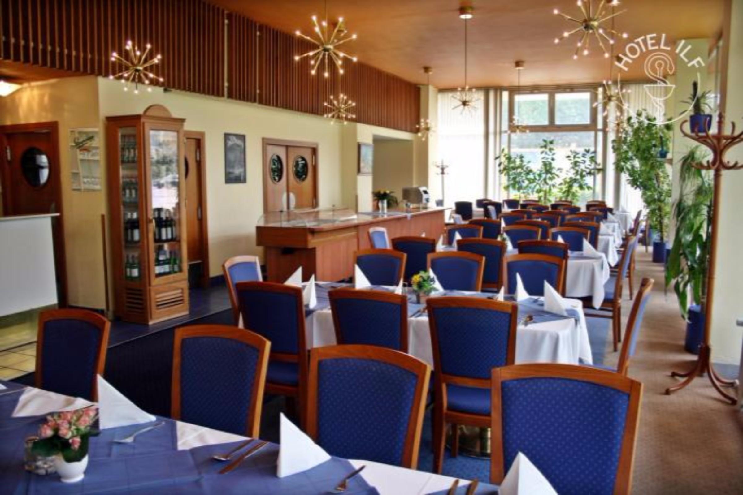 Hotel Ilf プラハ エクステリア 写真