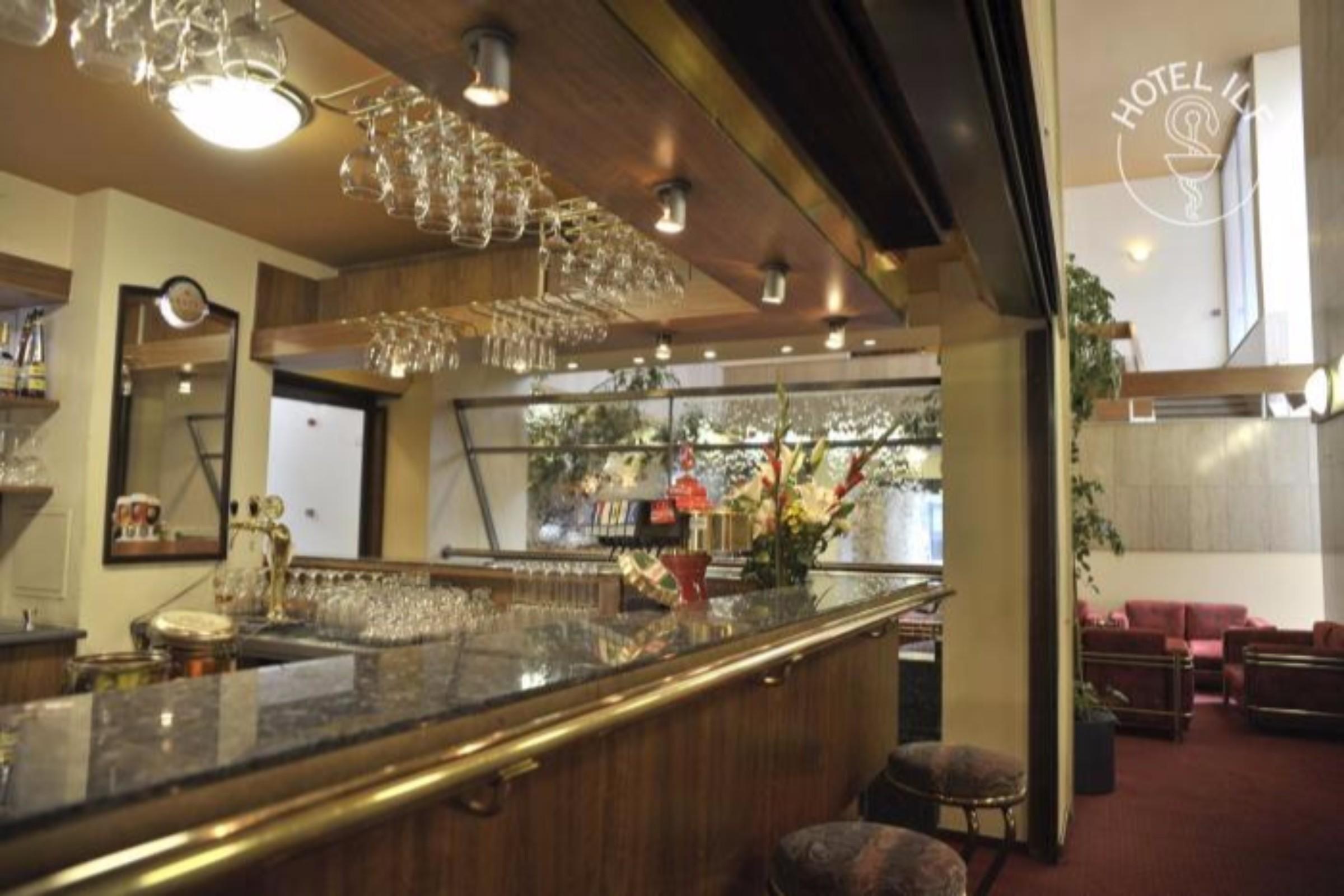 Hotel Ilf プラハ エクステリア 写真