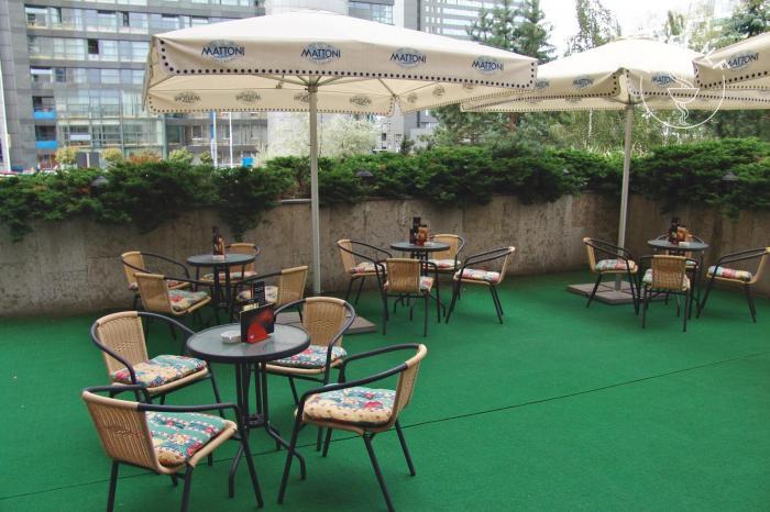 Hotel Ilf プラハ エクステリア 写真